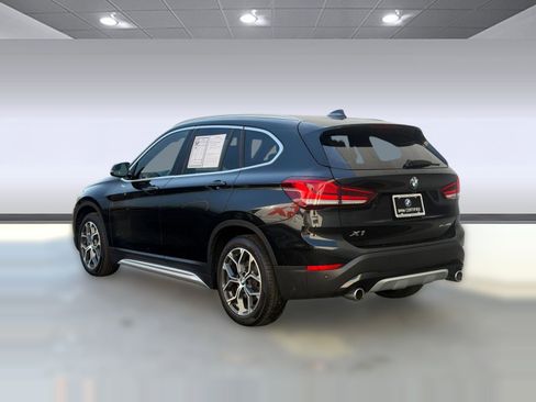 Certified 2022 BMW X1 xDrive28i w/ Convenience Package image 3