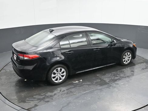 Used 2024 Toyota Corolla LE image 35