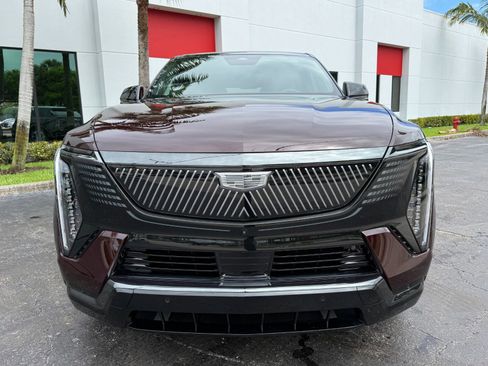 Used 2025 Cadillac Escalade IQ Sport 2 AWD/4WD image 14