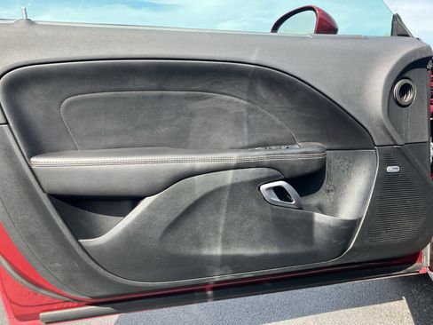 Used 2018 Dodge Challenger SXT Plus RWD image 13