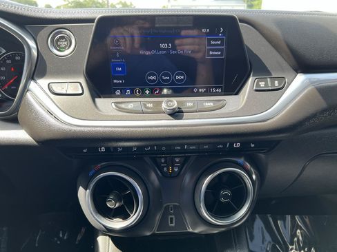 Used 2021 Chevrolet Blazer LT FWD image 19
