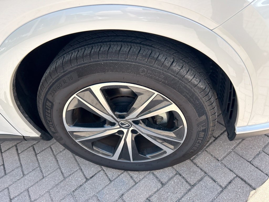 Certified 2026 Lexus RX 350 FWD image 9
