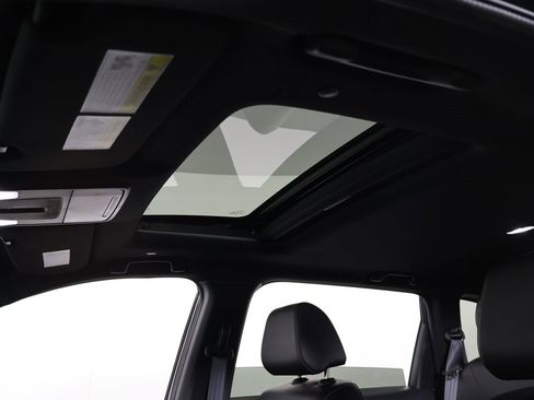 Used 2025 Honda CR-V Sport Touring image 23