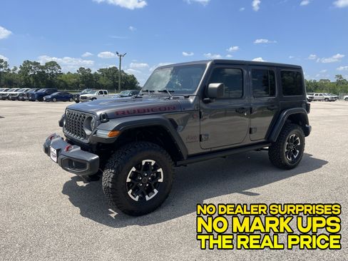 Used 2025 Jeep Wrangler Unlimited Rubicon AWD/4WD image 7