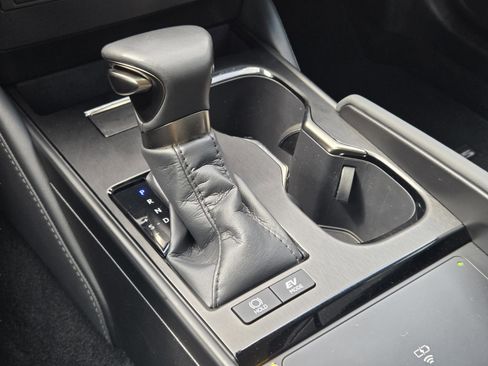 Certified 2025 Lexus ES 300h w/ Premium Package FWD image 19
