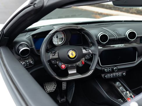 Used 2023 Ferrari Portofino M image 5