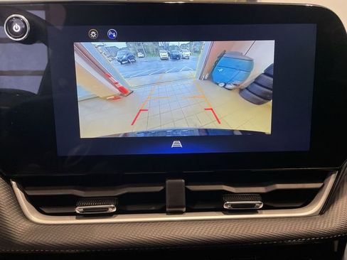 Used 2025 Chevrolet Equinox LT FWD image 23