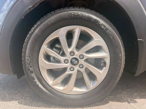 Used 2017 Hyundai Tucson SE FWD image 28