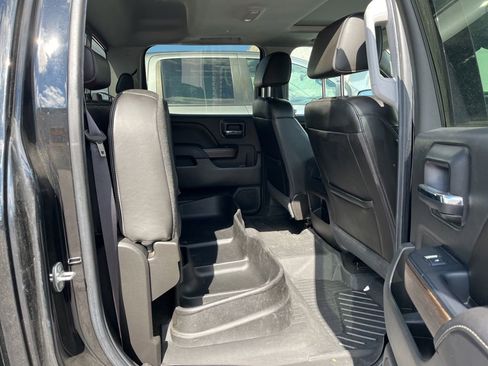 Used 2017 GMC Sierra 1500 Denali w/ Denali Ultimate Package AWD/4WD image 3