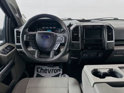Used 2016 Ford F150 XLT AWD/4WD image 24