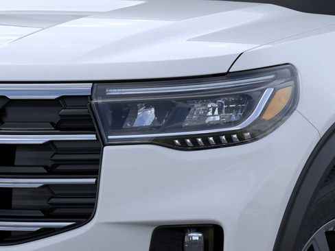 New 2026 Ford Explorer Active w/ Active Comfort Package AWD/4WD image 18