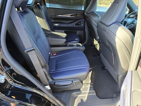 New 2026 INFINITI QX60 Sport image 12