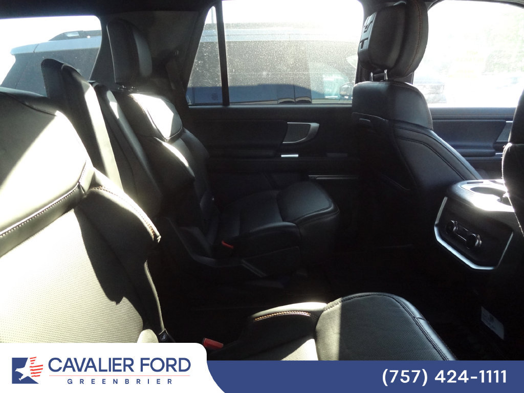 Used 2026 Ford Expedition Tremor AWD/4WD image 10