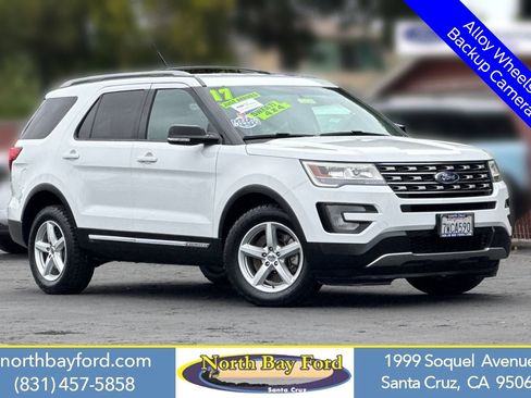 Used 2017 Ford Explorer XLT AWD/4WD image 1