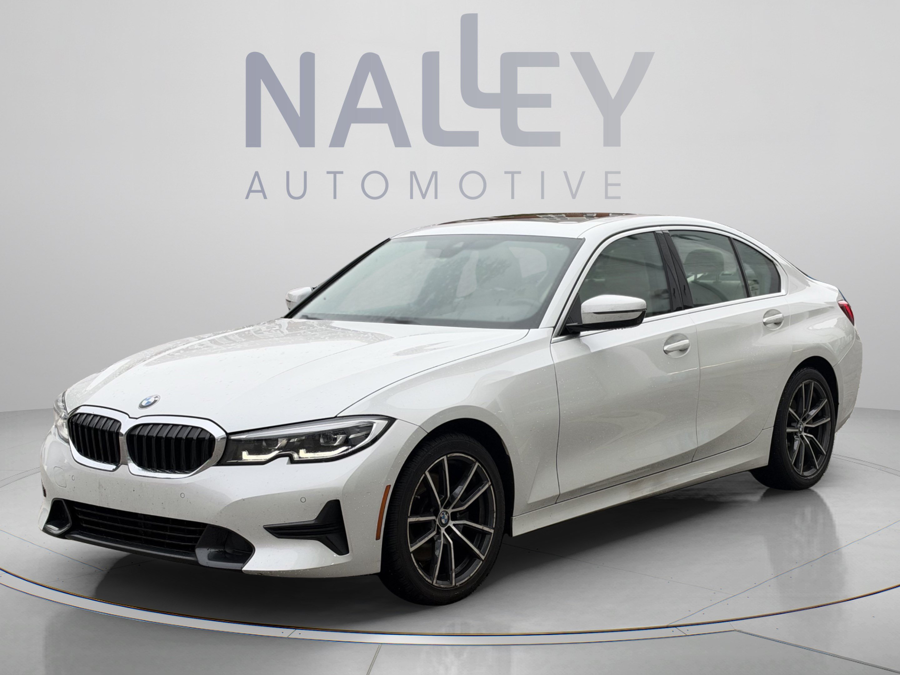 Used 2020 BMW 330i Sedan w/ Convenience Package RWD image 1