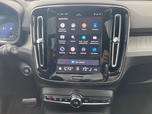 Certified 2026 Volvo XC40 B5 Plus w/ Protection Package Premier image 12