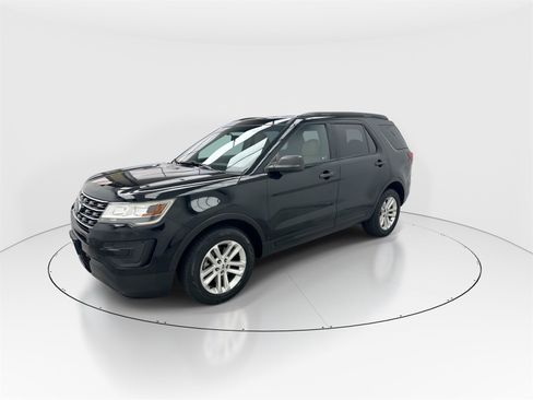 Used 2017 Ford Explorer FWD image 4