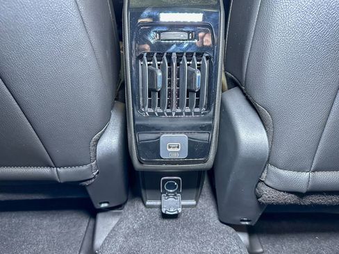 New 2026 Jeep Compass Limited w/ Sun, Sound & Navigation Group AWD/4WD image 24