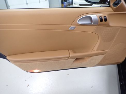 Used 2007 Porsche Boxster image 8