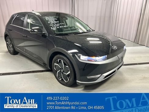 Used 2024 Hyundai Ioniq 5 SEL image 1