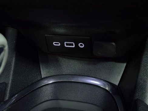 Used 2024 Chevrolet Malibu LT FWD image 34