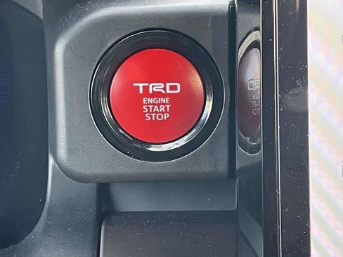 Used 2024 Toyota Tacoma TRD Sport image 35