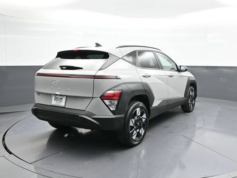 Certified 2025 Hyundai Kona SEL AWD/4WD image 6