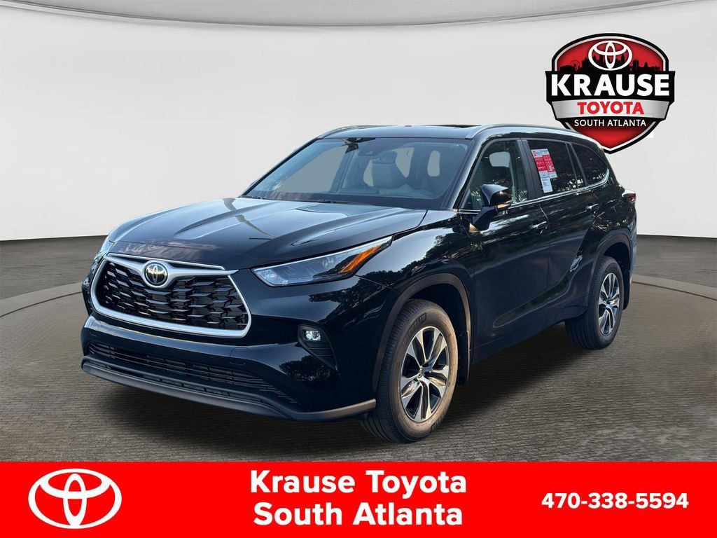New 2026 Toyota Highlander XLE AWD/4WD image 3