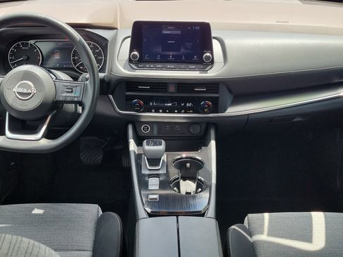 Used 2023 Nissan Rogue SV FWD image 14