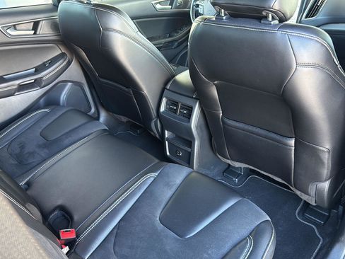 Used 2022 Ford Edge ST image 44