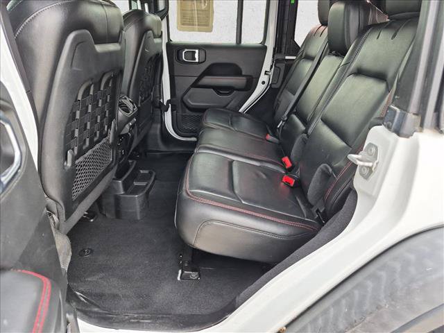 Used 2021 Jeep Wrangler Unlimited Rubicon w/ Cold Weather Group AWD/4WD image 18
