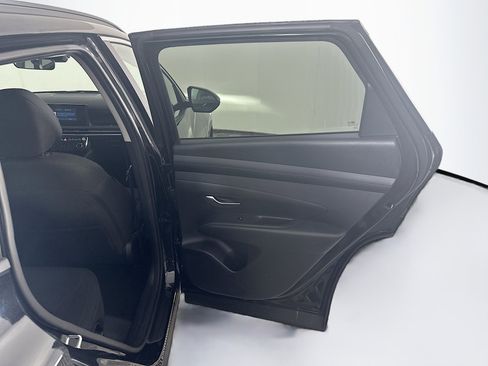 Used 2025 Hyundai Tucson SEL FWD image 32