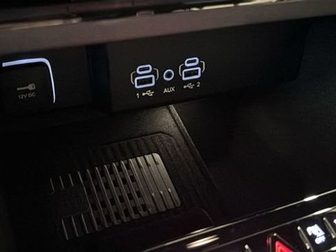 New 2026 Jeep Grand Wagoneer 4WD image 22