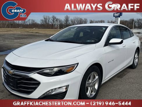 Used 2023 Chevrolet Malibu LT image 1