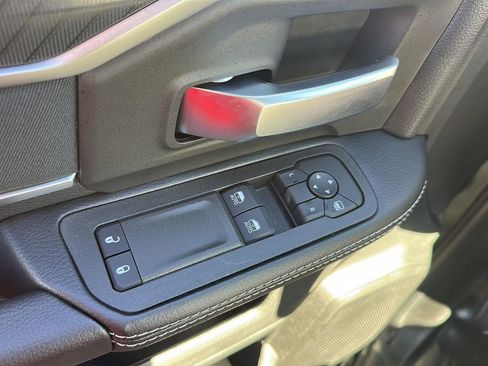 New 2026 RAM 5500 4x4 Regular Cab image 8