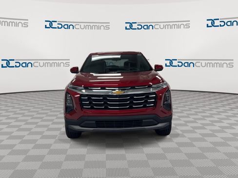 New 2026 Chevrolet Equinox LT FWD image 3