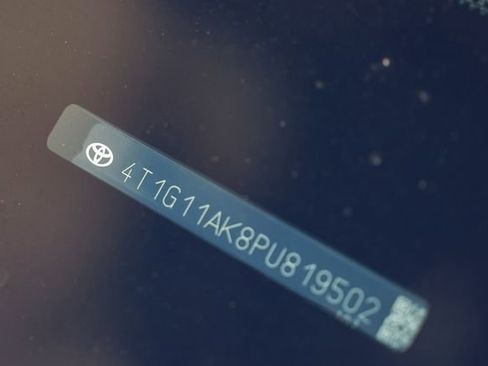 Used 2023 Toyota Camry SE image 14