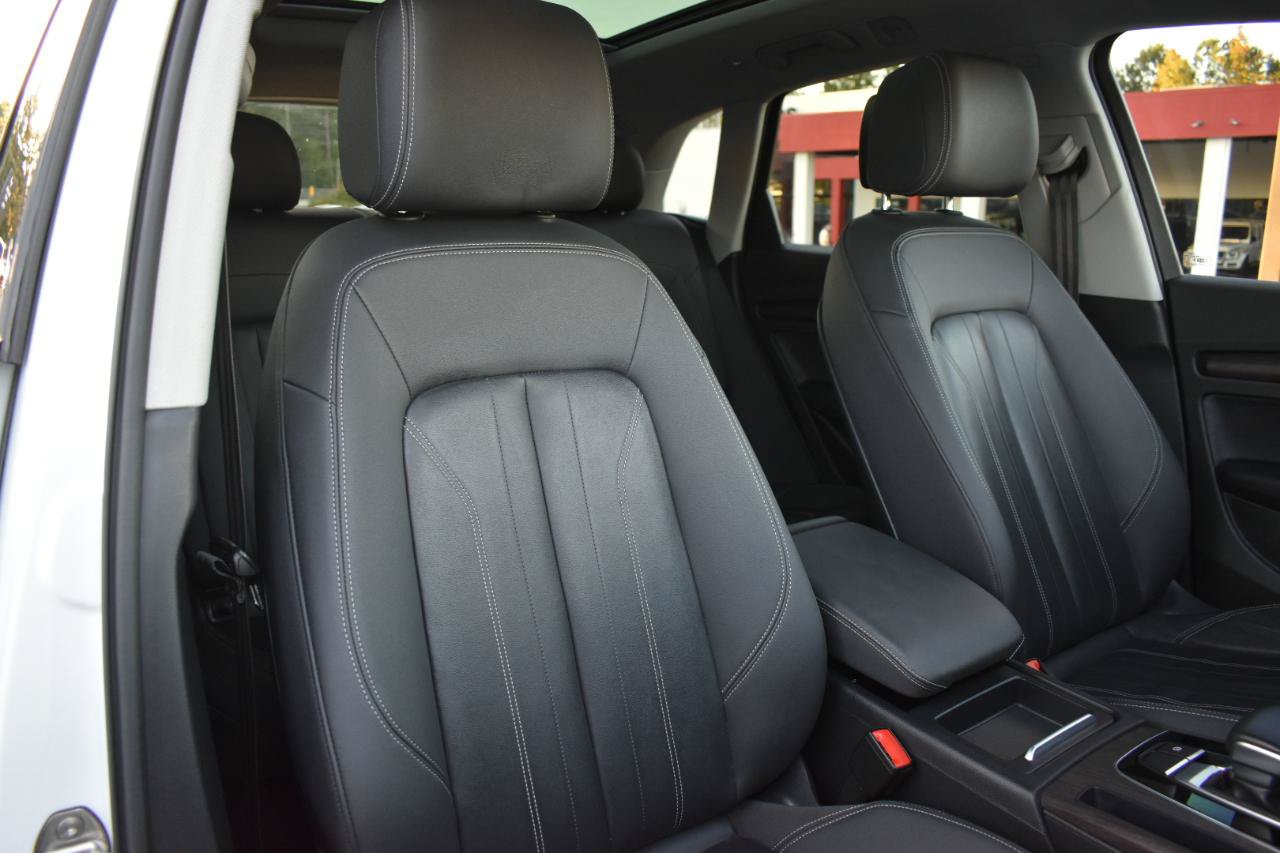 Used 2021 Audi Q5 2.0T Premium w/ Convenience Package AWD/4WD image 31
