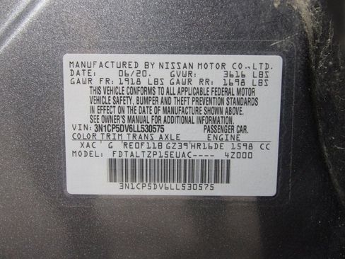 Used 2020 Nissan Kicks SR image 20