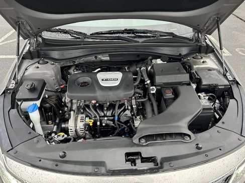 Used 2019 Kia Optima EX image 27
