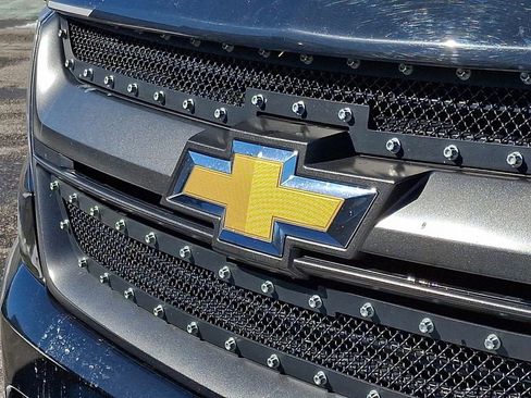 Used 2020 Chevrolet Colorado Z71 AWD/4WD image 32