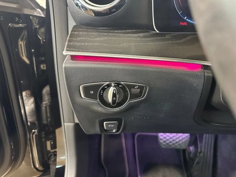 Used 2022 Mercedes-Benz E 350 Sedan image 22