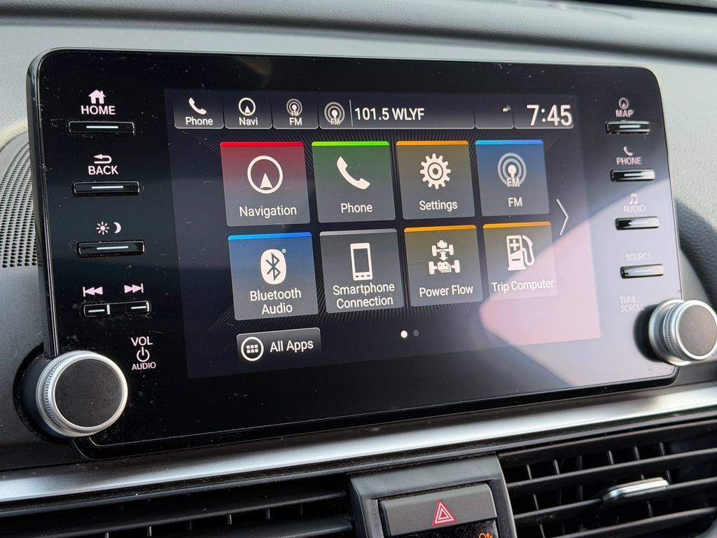 Used 2022 Honda Accord Touring image 19