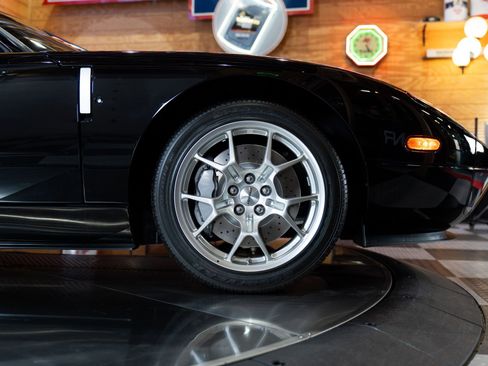 Used 2006 Ford GT image 34