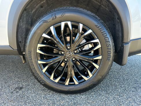New 2026 Nissan Rogue SV FWD image 20