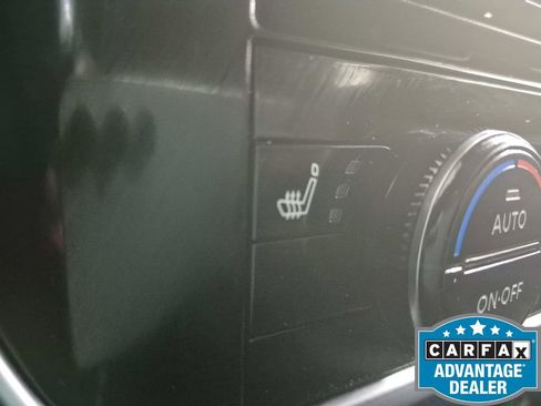 Used 2021 Nissan Rogue SL FWD image 11