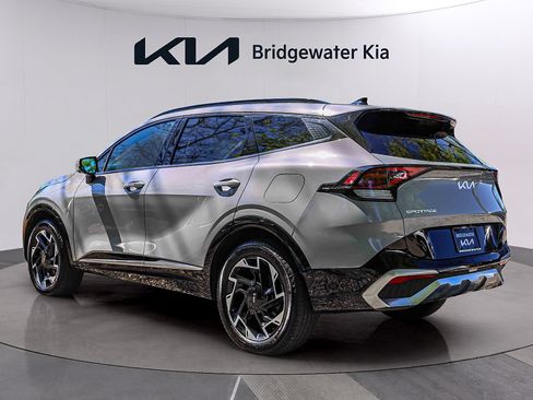Certified 2024 Kia Sportage SX AWD/4WD image 4