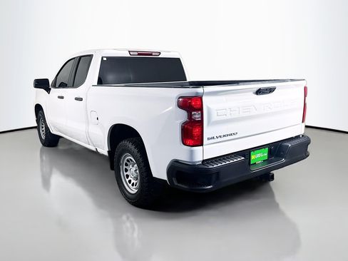 Used 2022 Chevrolet Silverado 1500 W/T w/ WT Value Package AWD/4WD image 7