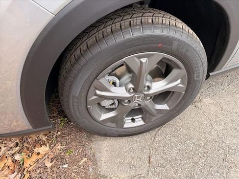 New 2026 Honda HR-V LX image 9