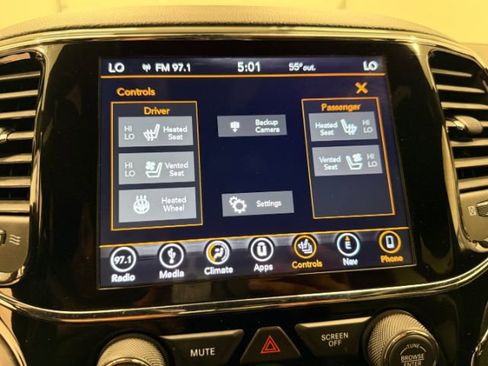 Used 2019 Jeep Grand Cherokee Limited w/ Luxury Group II image 30